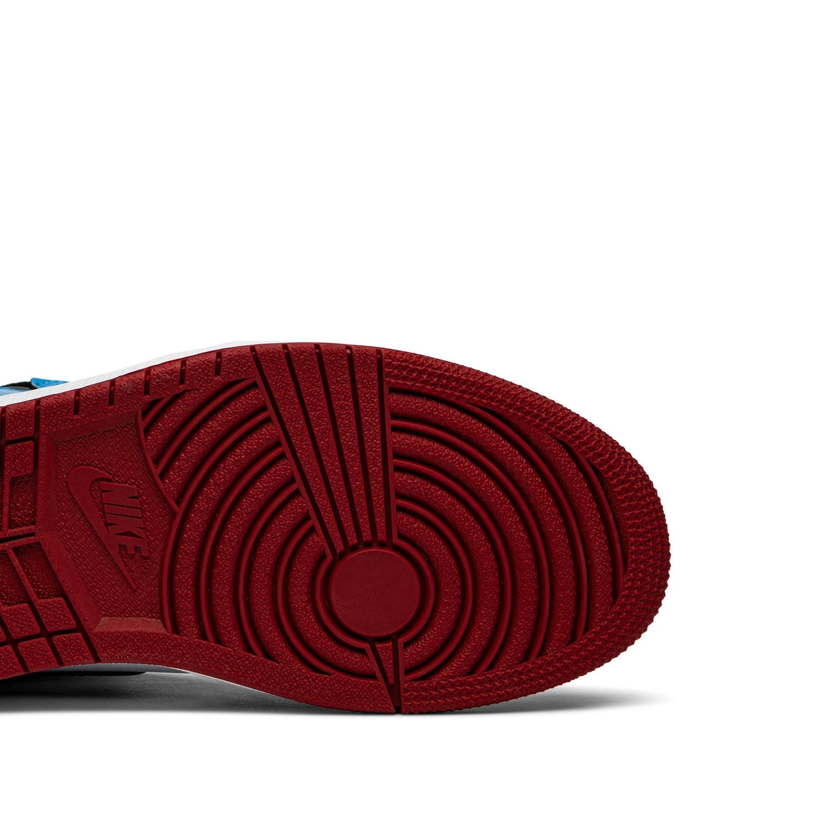 Air Jordan 1 Retro High OG ‘Fearless’ CK5666-100 — view 5