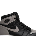 Air Jordan 1 Retro High OG ‘Shadow’ 2018 555088-013 — view 2