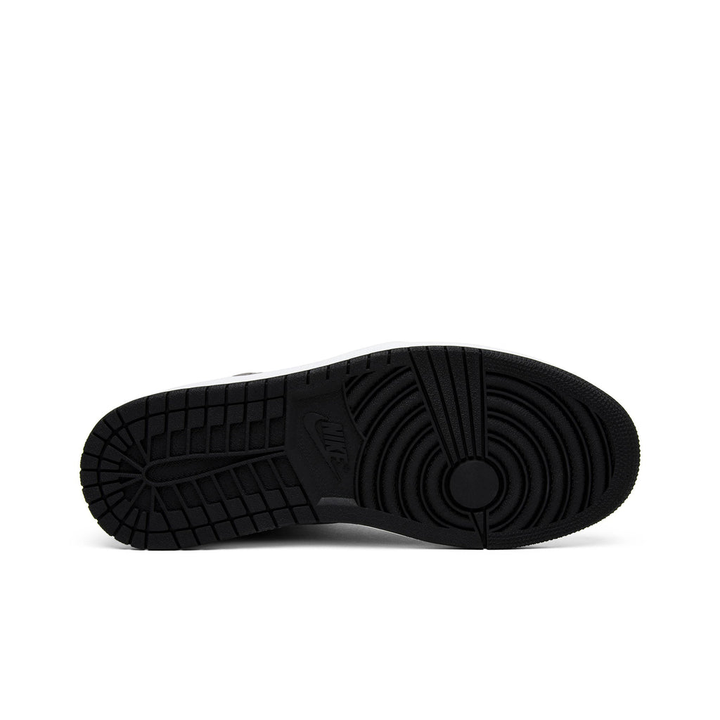 Air Jordan 1 Retro High OG ‘Shadow’ 2018 555088-013 — view 4