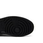 Air Jordan 1 Retro High OG ‘Shadow’ 2018 555088-013 — view 5