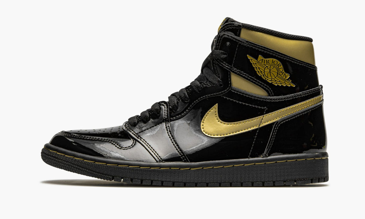 Air Jordan 1 Retro High OG “Black Metallic Gold” — view 2