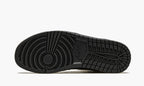 Air Jordan 1 Retro High OG “Black Metallic Gold” — view 6