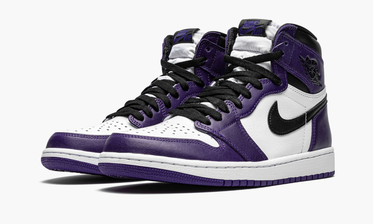 Air Jordan 1 Retro High OG “Court Purple 2.0” — view 3
