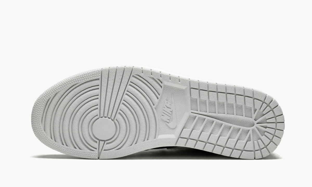 Air Jordan 1 Retro High OG “Neutral Grey/Hyper Crimson” — view 6