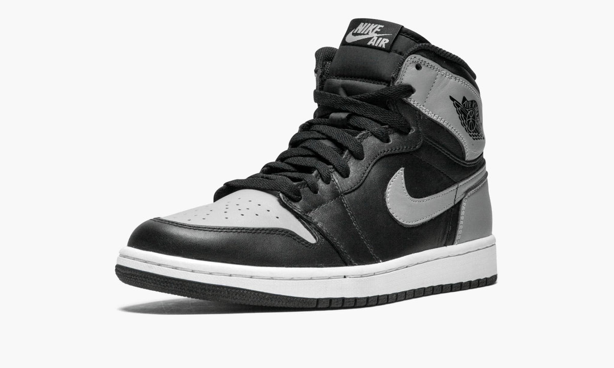 Air Jordan 1 Retro High OG “Shadow” — view 6
