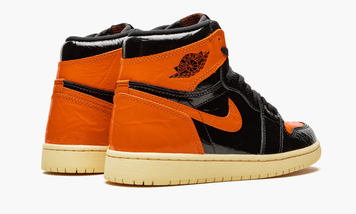 Air Jordan 1 Retro High OG “Shattered Backboard 3.0” — view 4