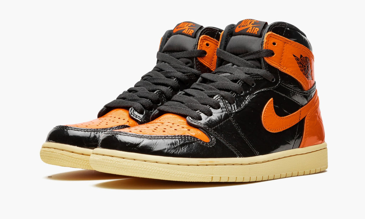 Air Jordan 1 Retro High OG “Shattered Backboard 3.0” — view 3