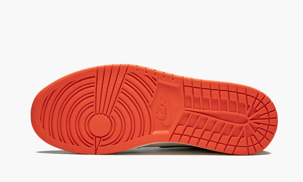 Air Jordan 1 Retro High OG “Solefly” — view 6
