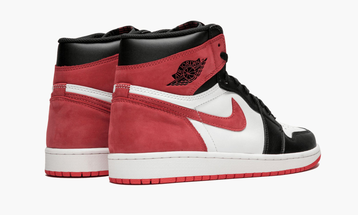 Air Jordan 1 Retro High OG “Track Red” — view 4