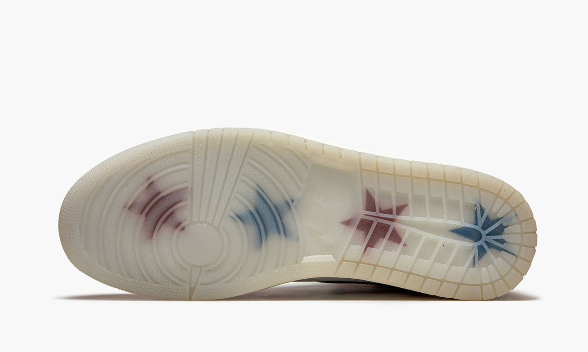 Air Jordan 1 Retro High OG “Trophy Room – With Blue Laces” — view 6
