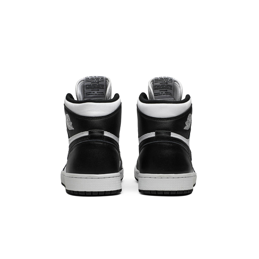 Air Jordan 1 Retro High OG Black/White 555088-010 — view 6
