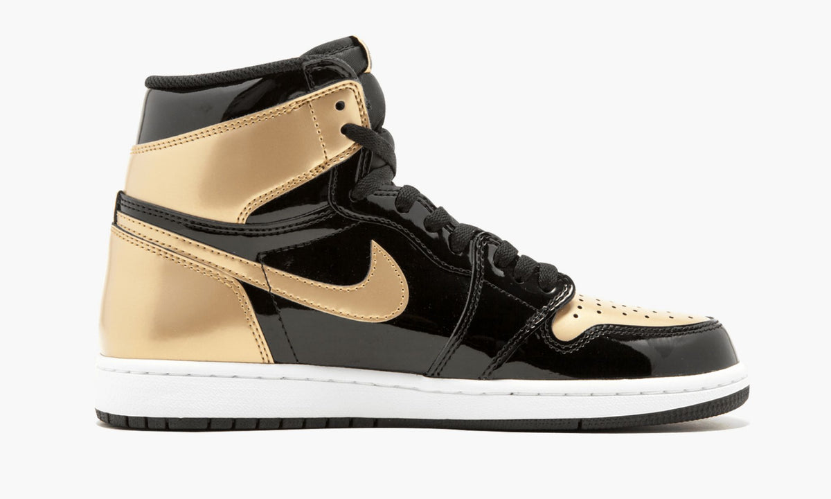 Air Jordan 1 Retro High OG NRG “Gold Toe” — view 3