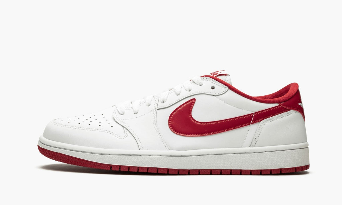 Air Jordan 1 Retro Low OG “White / Varsity Red” — view 9