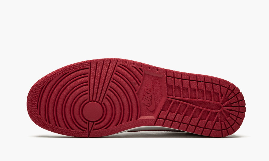 Air Jordan 1 Retro Low OG “White / Varsity Red” — view 6
