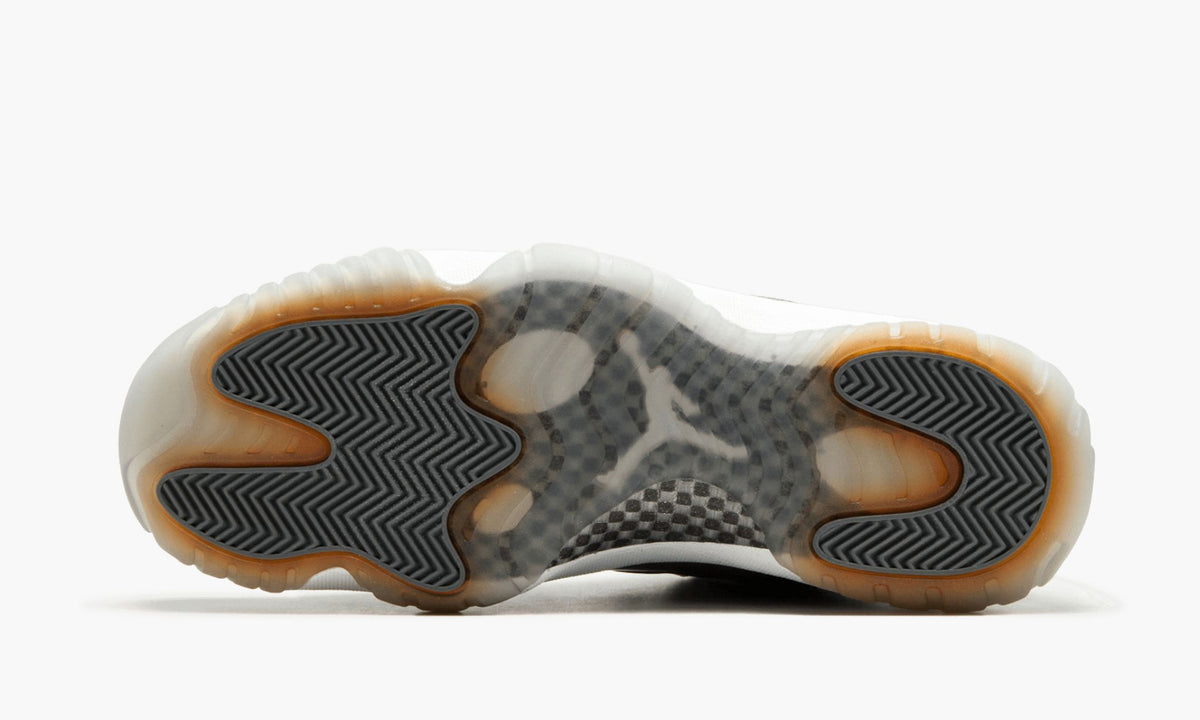 Air Jordan 11 Retro “Cool Grey” — view 6