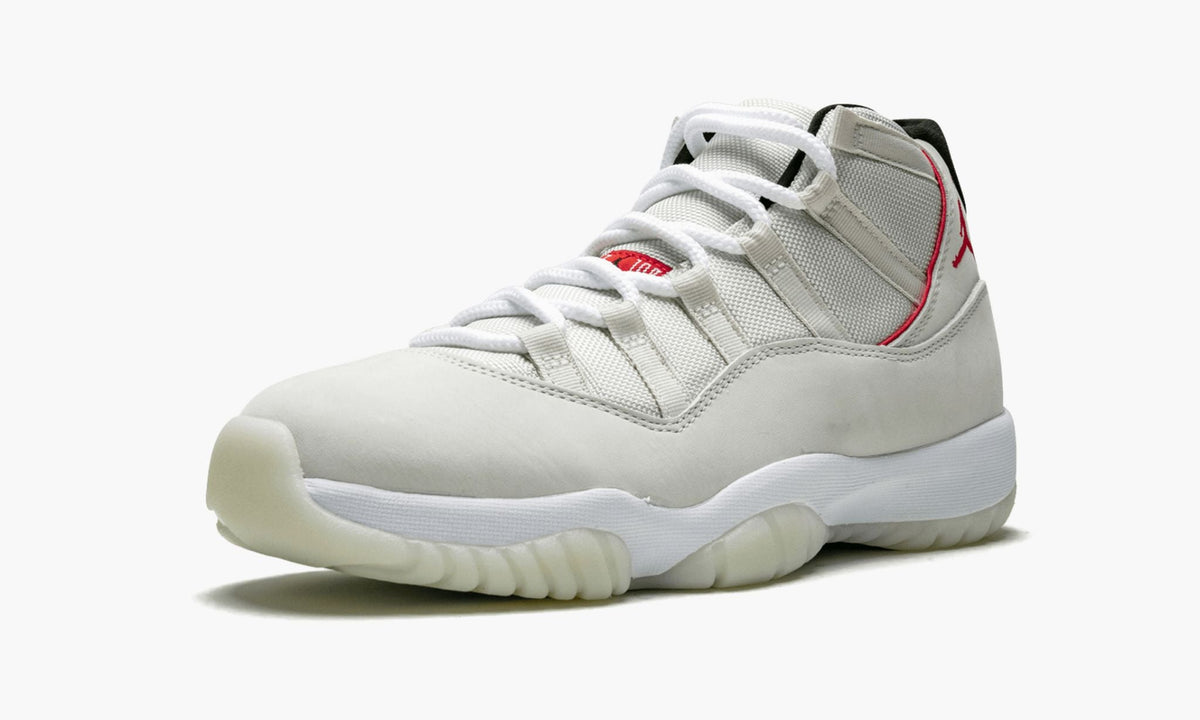 Air Jordan 11 Retro “Platinum Tint” — view 5