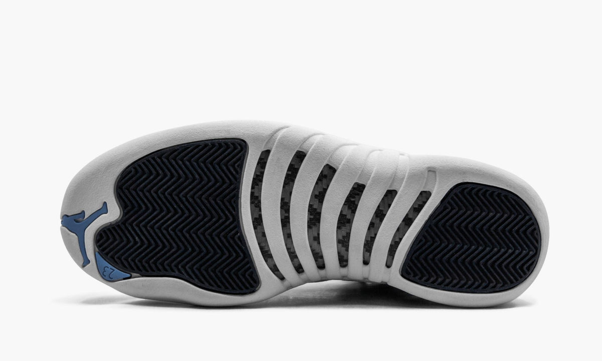 Air Jordan 12 Retro “Obsidian” — view 6