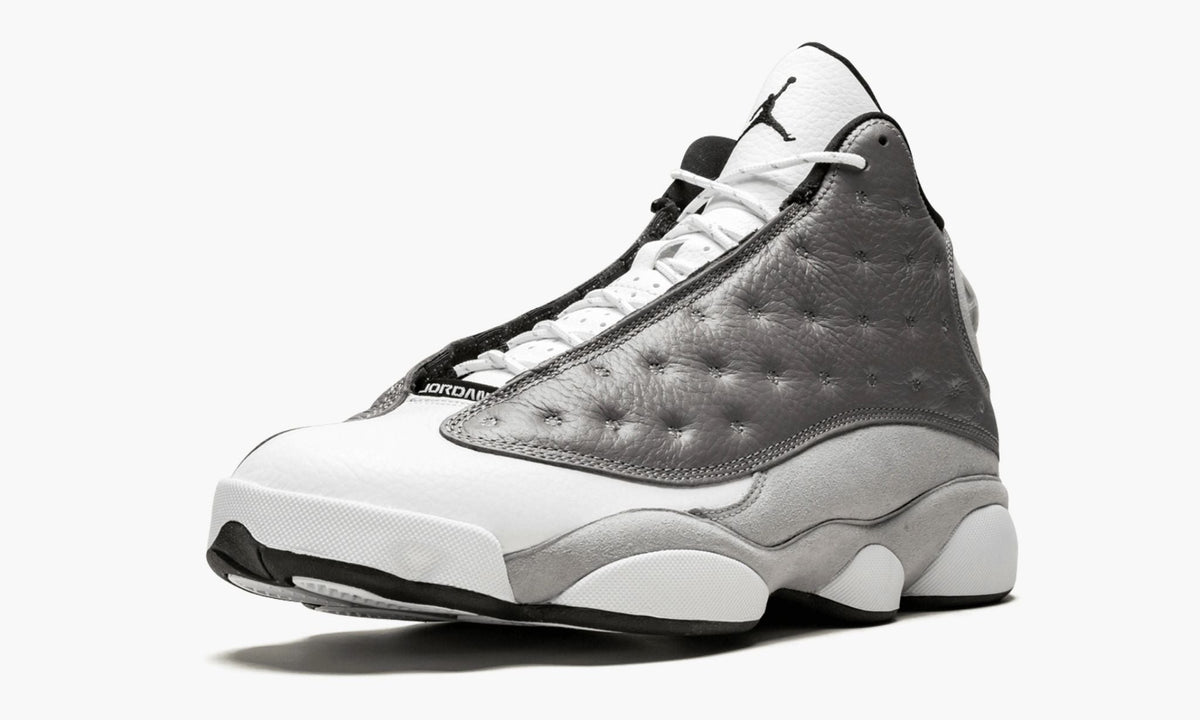 Air Jordan 13 “Atmosphere Grey” — view 5