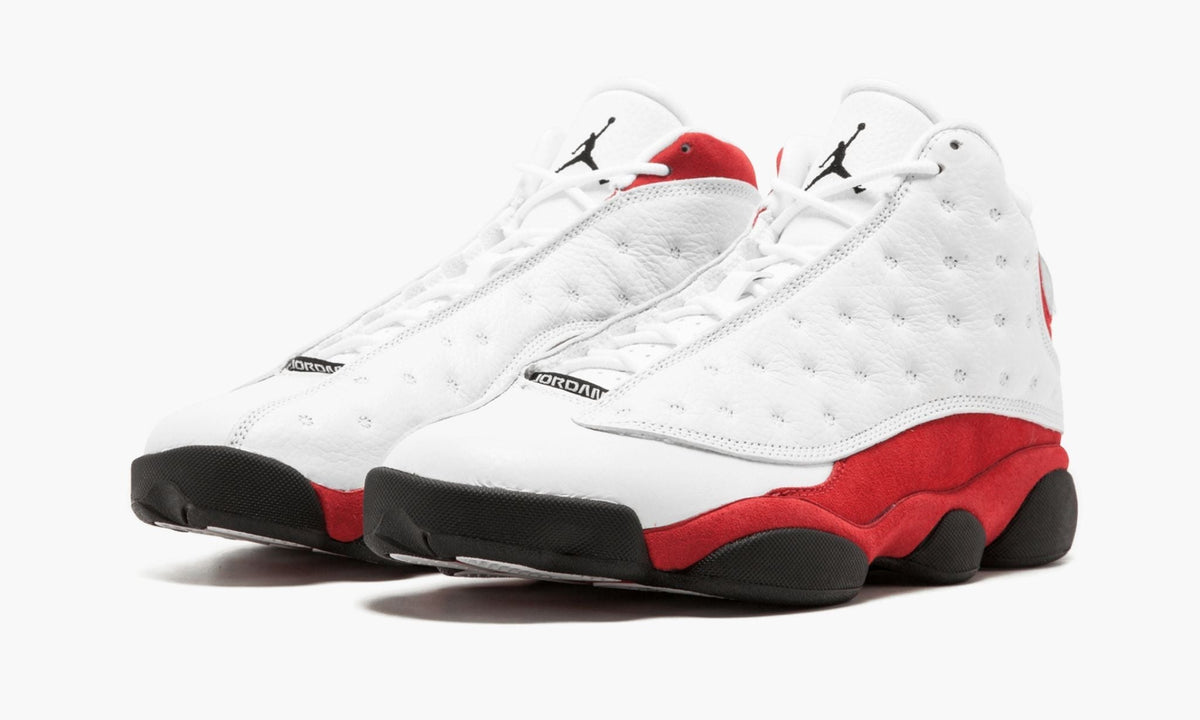 Air Jordan 13 Retro “Chicago” — view 3