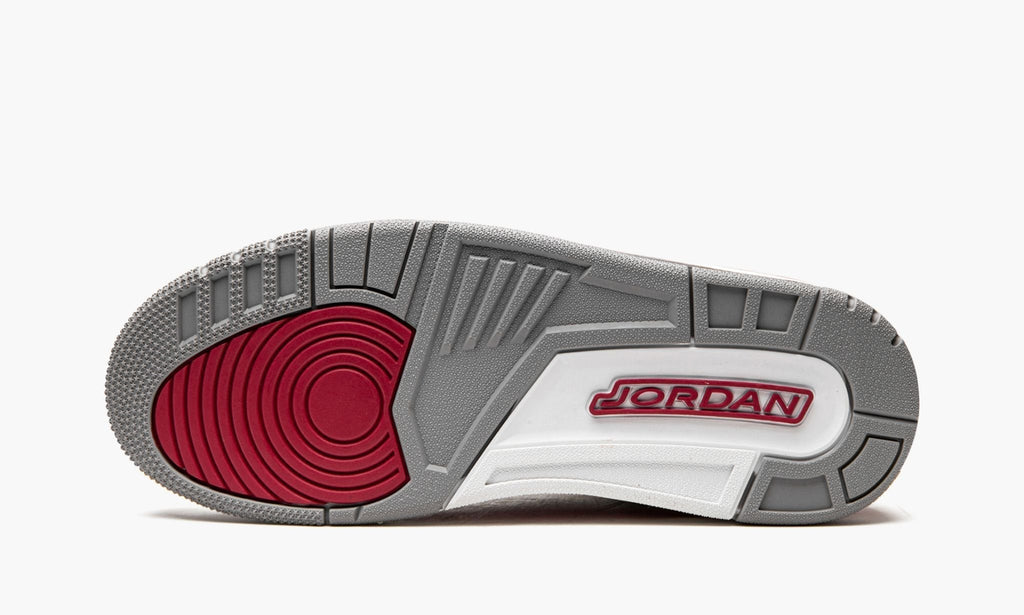 Air Jordan 3 “Cardinal” — view 6