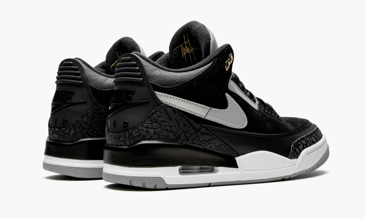 Air Jordan 3 “Tinker Hatfield” — view 4