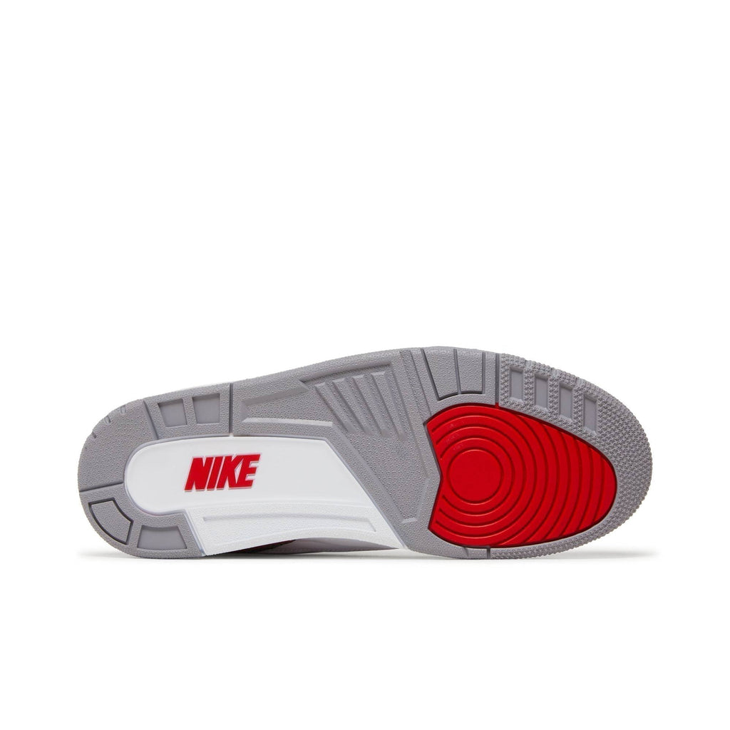 Air Jordan 3 Retro ‘Fire Red’ 2022 DN3707-160 — view 4