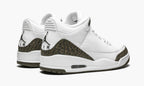 Air Jordan 3 Retro “Mocha” — view 4