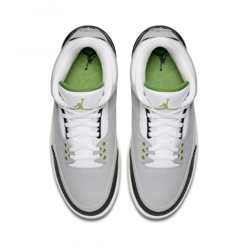 Air Jordan 3 Retro Chlorophyll — view 4