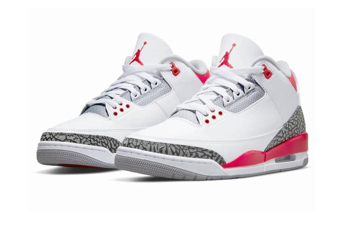 Air Jordan 3 Retro Fire Red (2022) — view 5