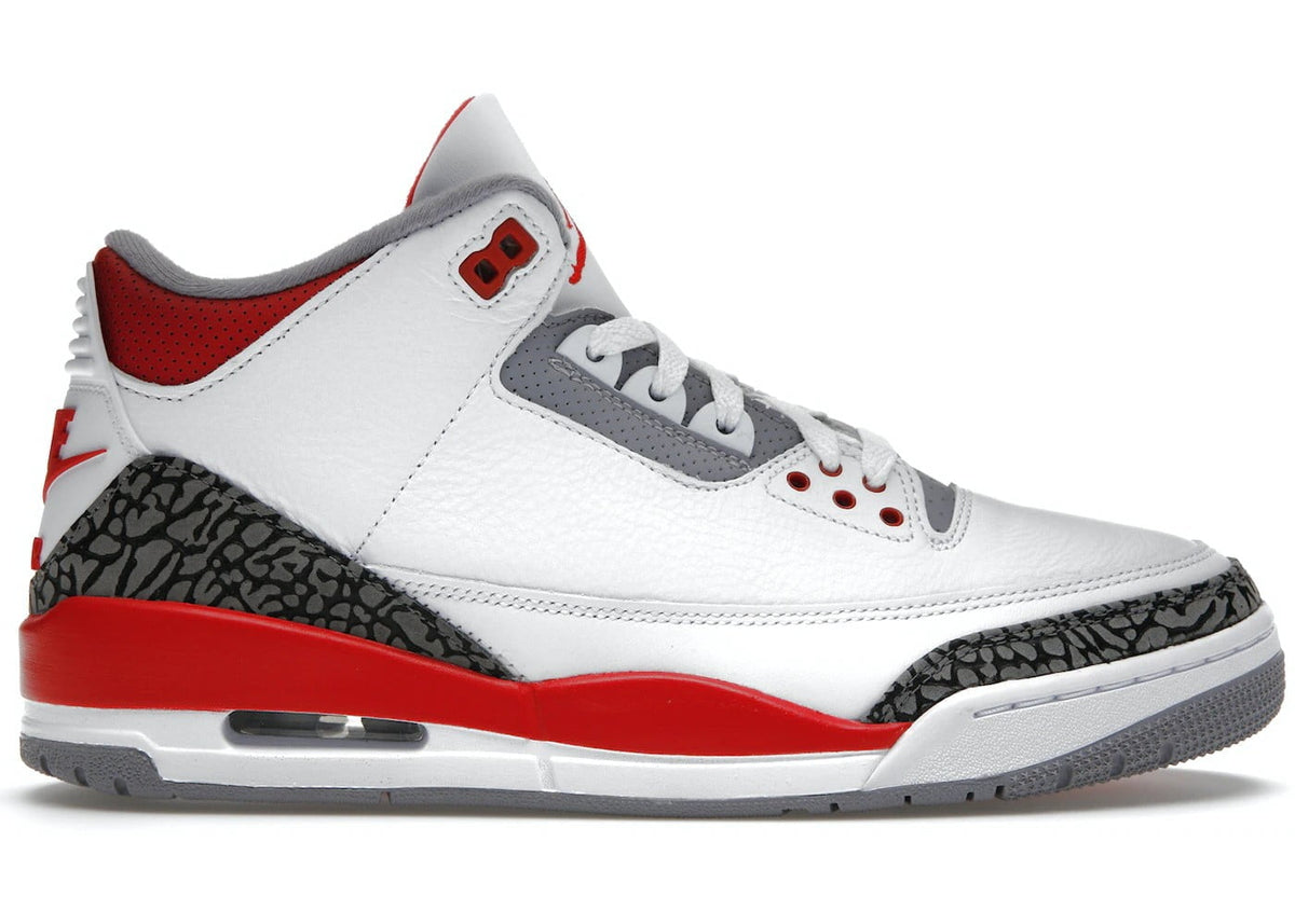 Air Jordan 3 Retro Fire Red (2022) — view 2