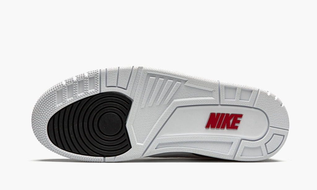 Air Jordan 3 Retro SE DNM “Fire Red” — view 6