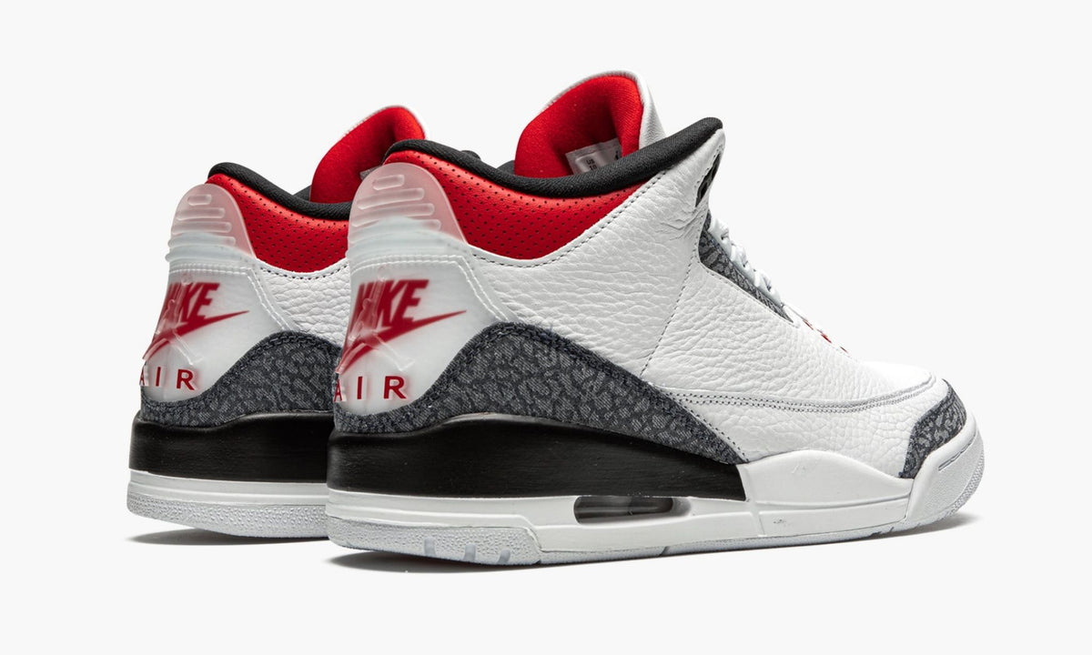 Air Jordan 3 Retro SE DNM “Fire Red” — view 4