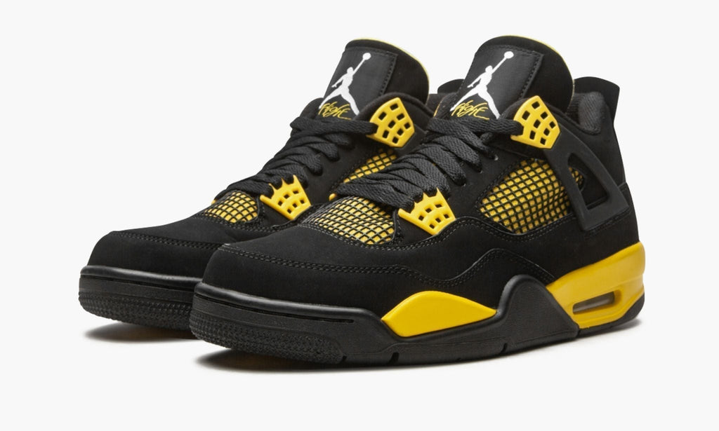 Air Jordan 4 Retro “Thunder” — view 3