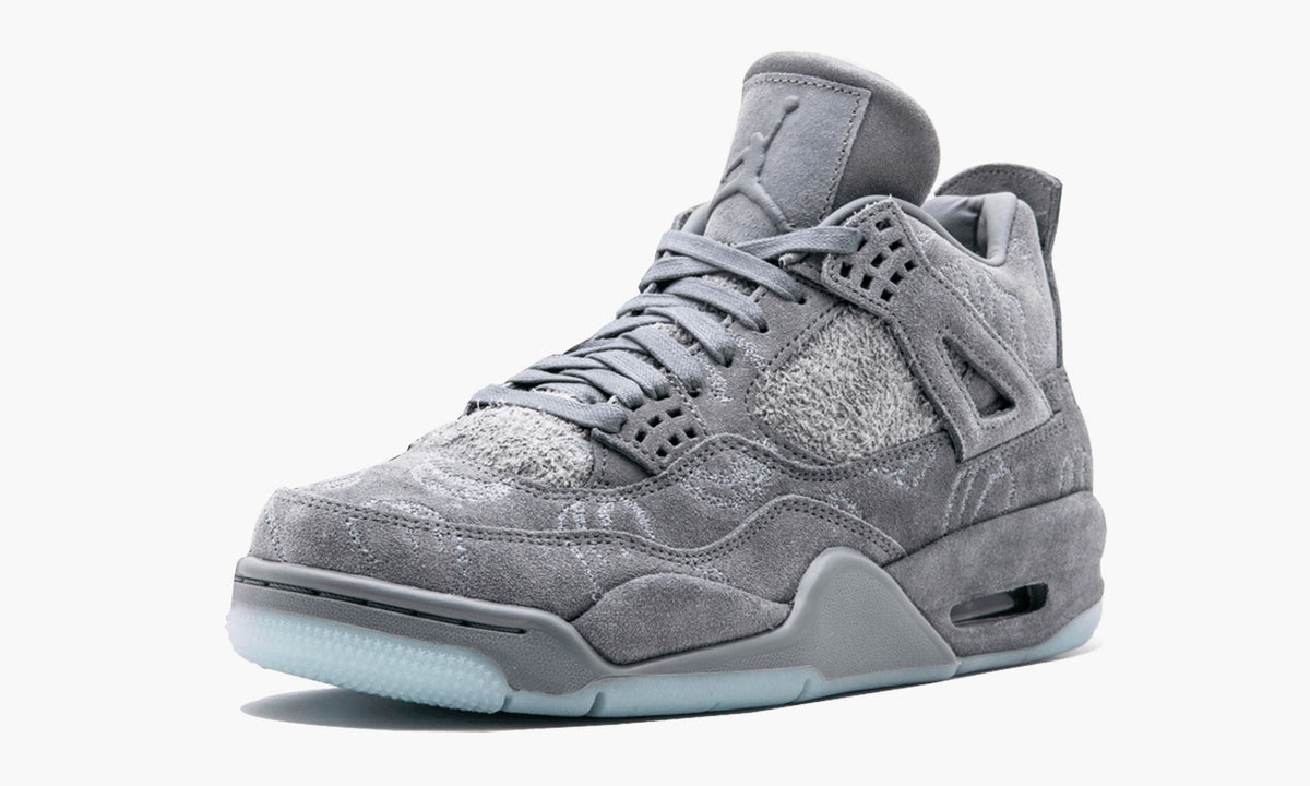 Air Jordan 4 Retro Kaws “KAWS” — view 5