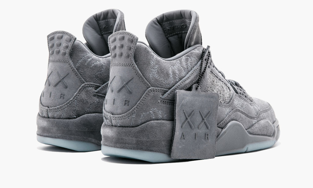 Air Jordan 4 Retro Kaws “KAWS” — view 4
