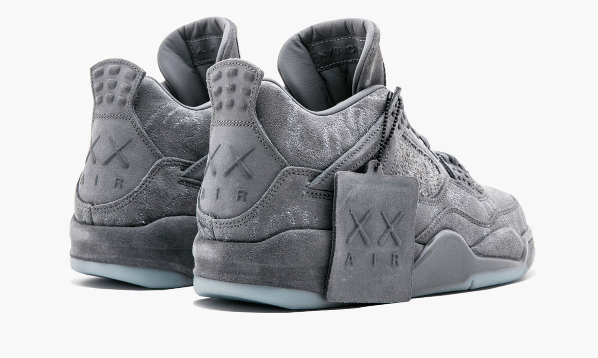 Air Jordan 4 Retro Kaws “KAWS” — view 4