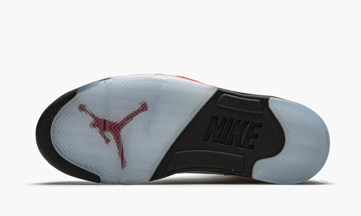 Air Jordan 5 Retro “Fire Red Silver Tongue 2020” — view 6