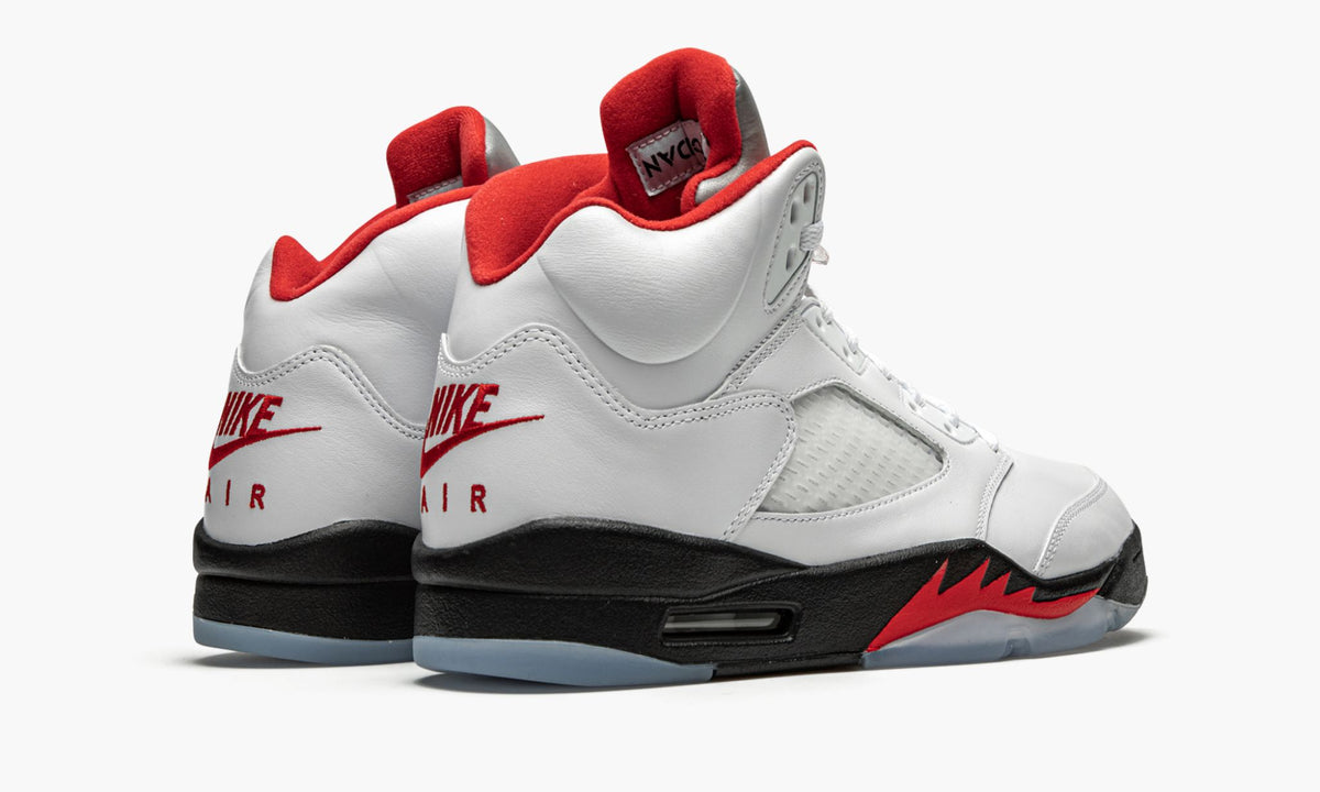 Air Jordan 5 Retro “Fire Red Silver Tongue 2020” — view 4