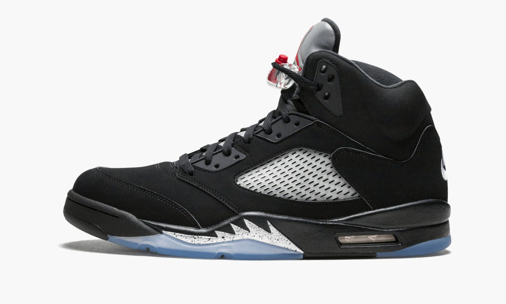 Air Jordan 5 Retro OG “Black / Metallic” — view 2