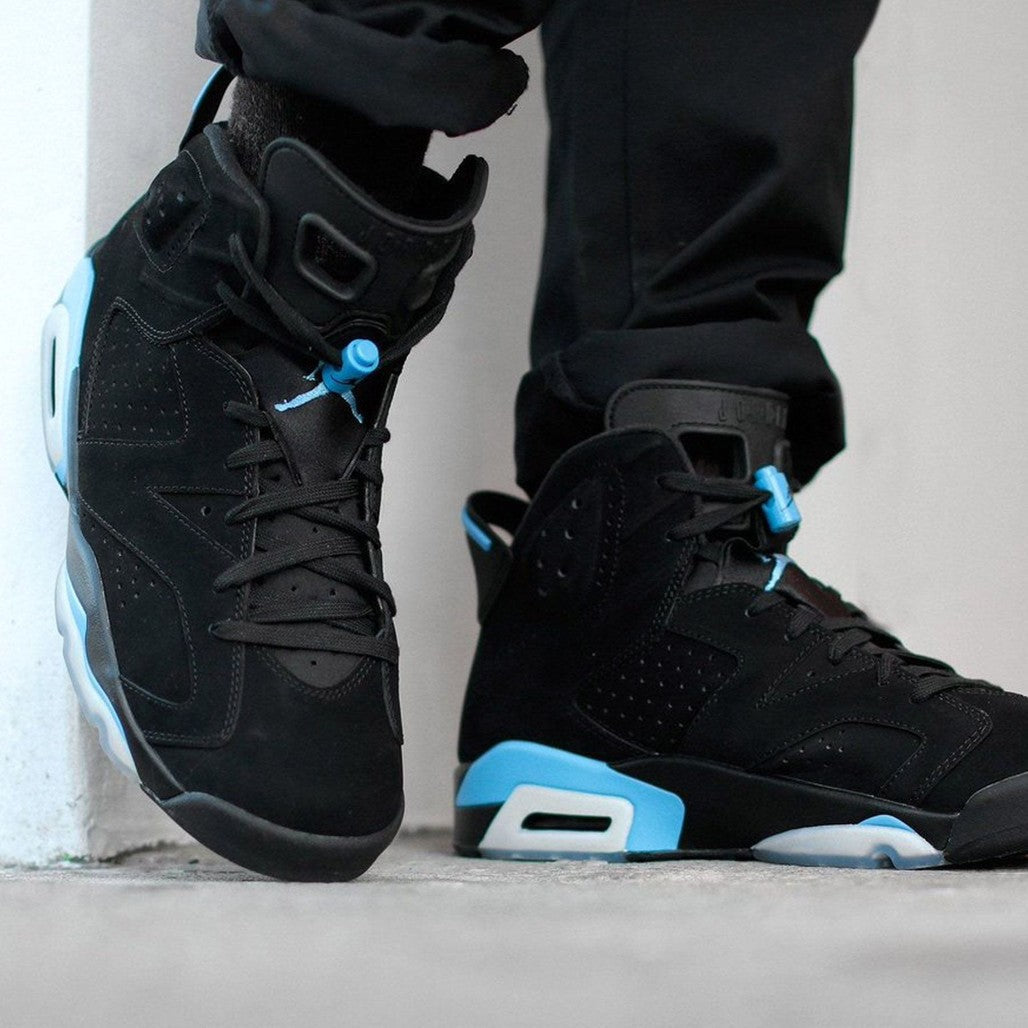Air Jordan 6 Retro UNC — view 2