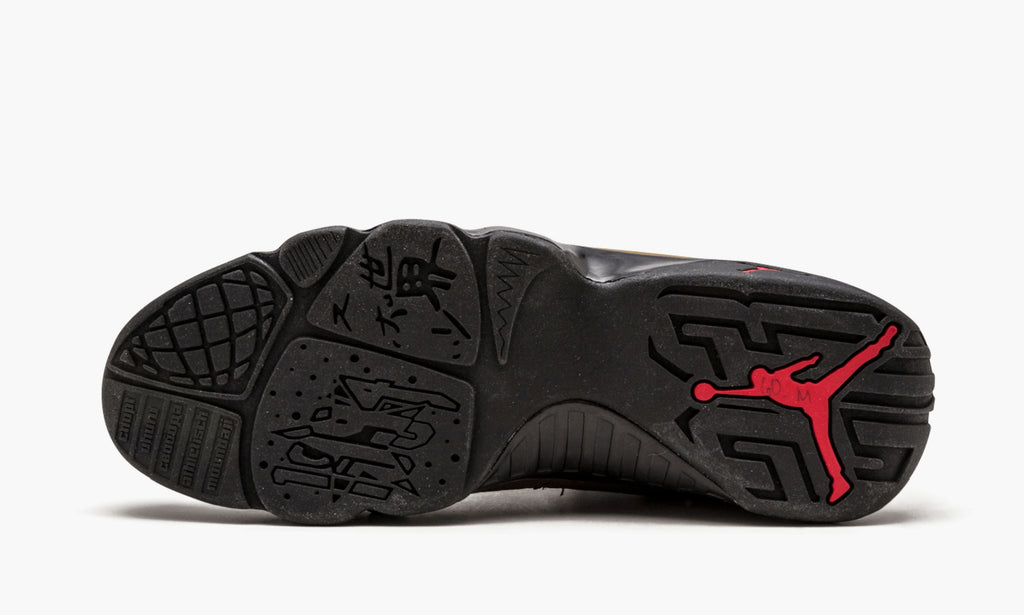 Air Jordan 9 Retro — view 6