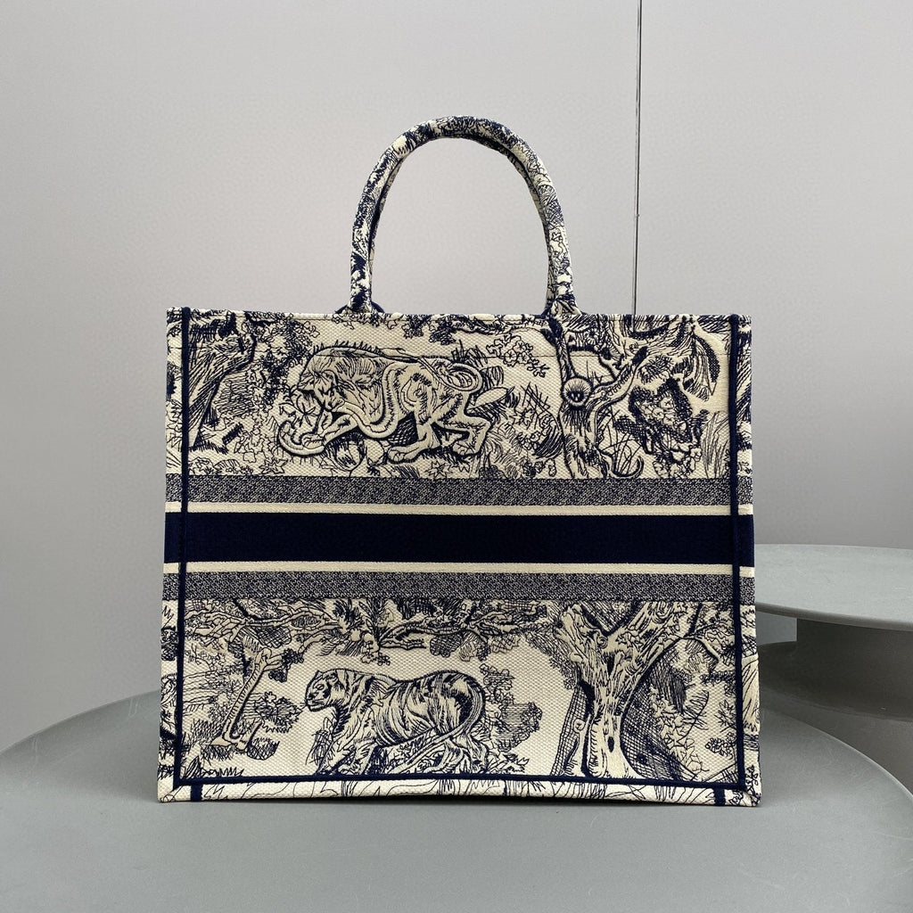 Dior Book Tote Large Blue Toile De Jouy Embroider — view 3