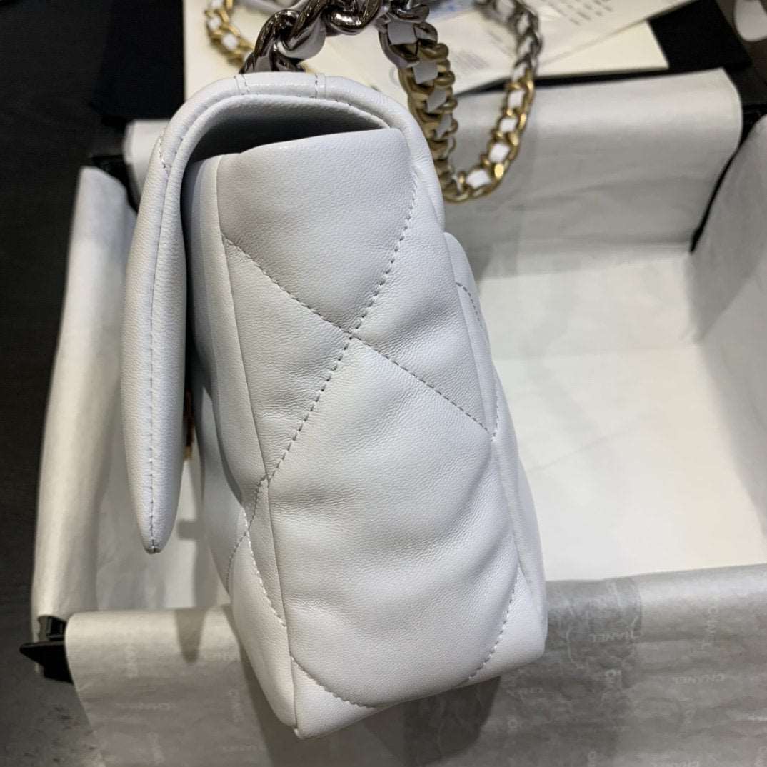 Chanel 19 Medium Flap Bag — view 5