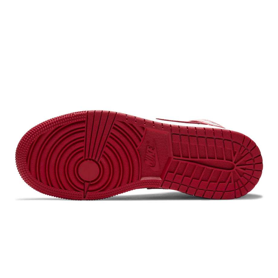 Air Jordan 1 Mid 'Banned Bred' — view 5