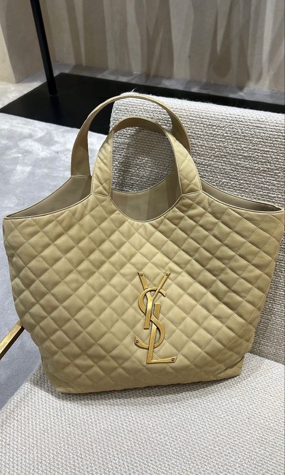 Saint Laurent Icare Extra Large Embellished Quilted Leather Tote Handbag - White — view 4