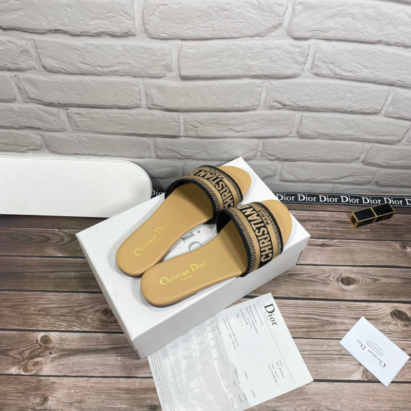 MJDS11 Women's Slippers — view 13