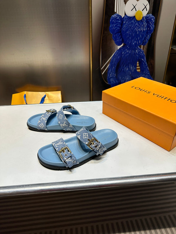 MLS4 Unisex Slippers — view 17