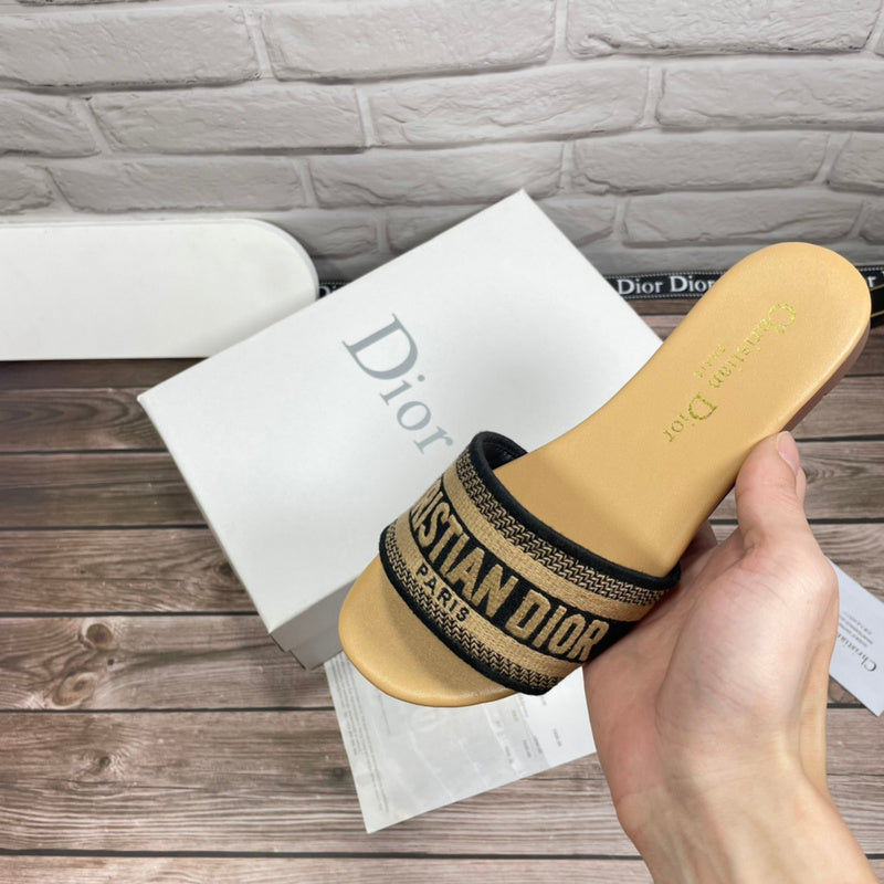 MJDS11 Women's Slippers — view 6