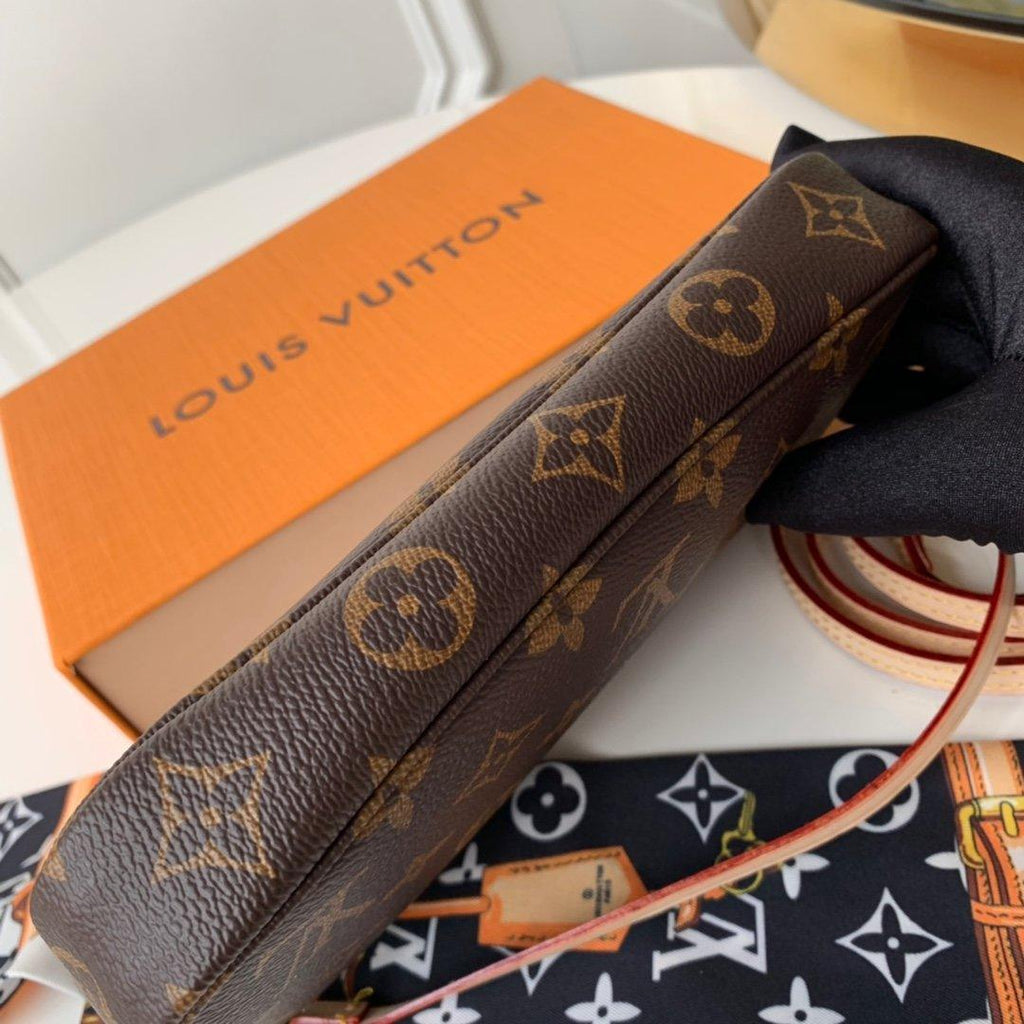 Louis Vuitton Pochette Accessoires — view 3