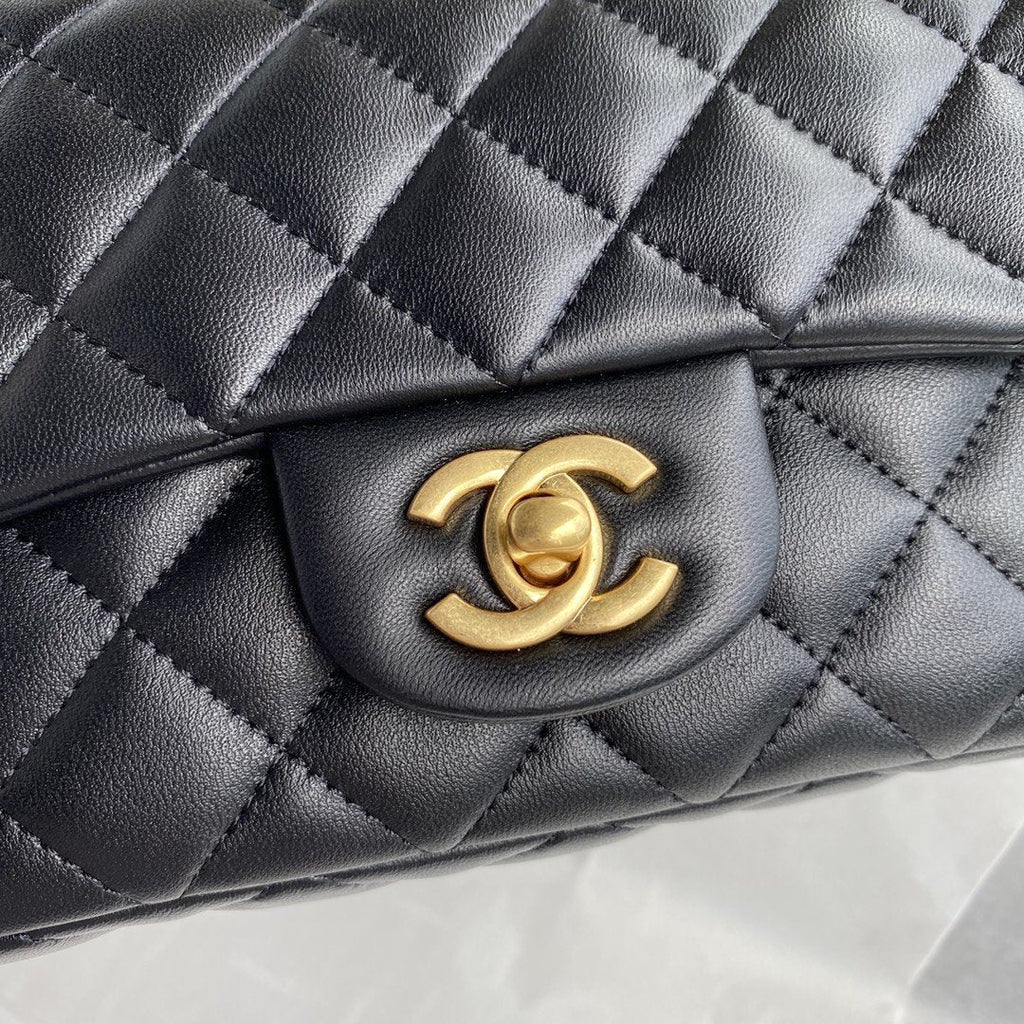 Chanel Pearl Crush Mini Flap Bag - Black — view 3